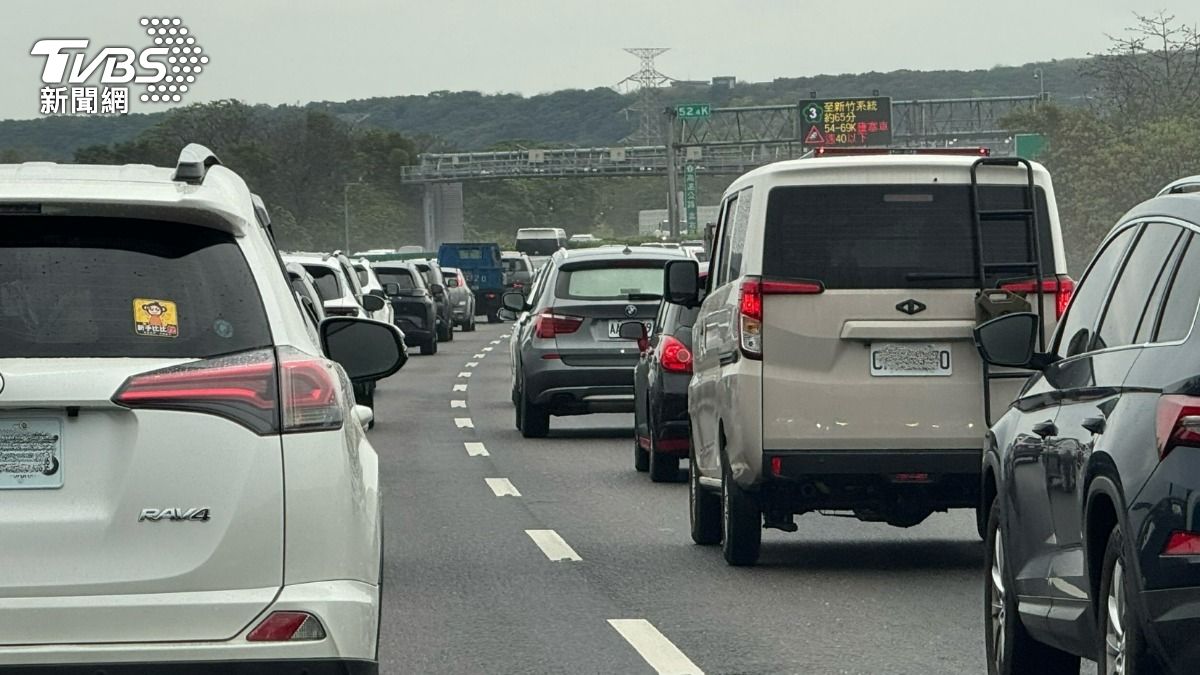 228連假出遊「9大雍塞路段」避雷　午後出發避車潮