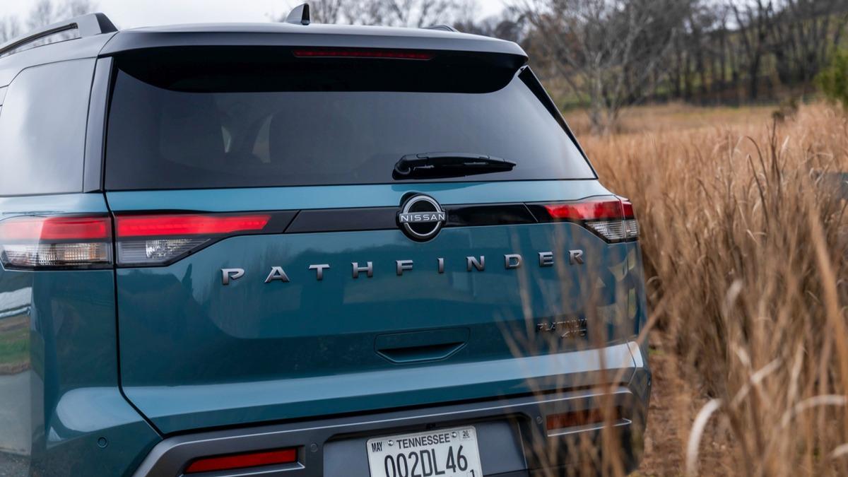 停車救星！Nissan新專利「直升式」尾門　瞄準用車族痛點