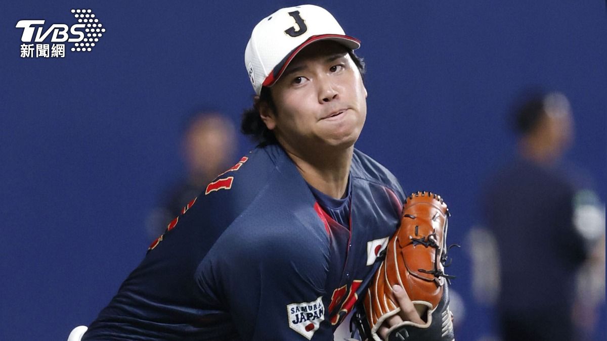 經過休賽季鍛鍊,大谷翔平身材更加結實,還有日本網友拿「鋼彈」機器人來比擬。(圖/達志影像美聯社)