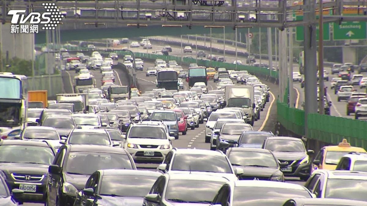 高公局預估228連假國道18處易雍塞路段。（示意圖／TVBS資料照）