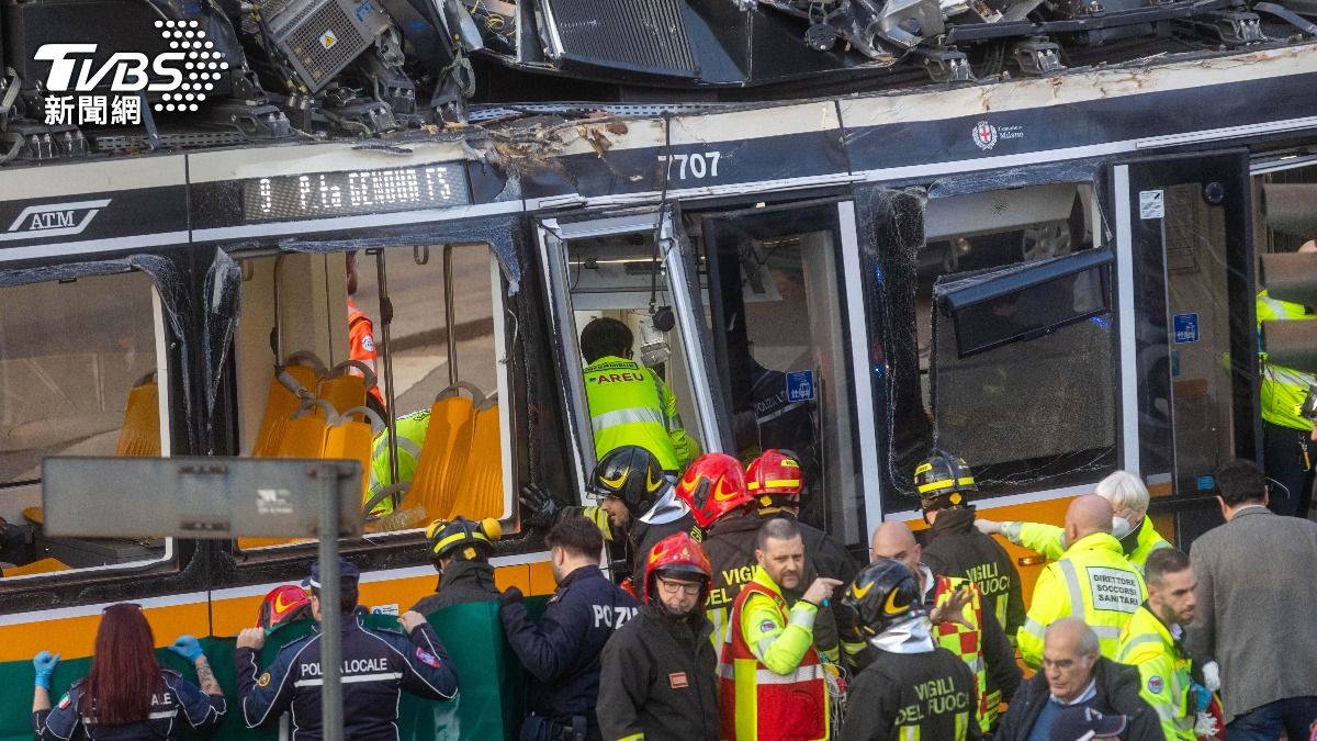 米蘭輕軌電車發生脫軌意外,造成2死40傷。(圖/達志影像美聯社)