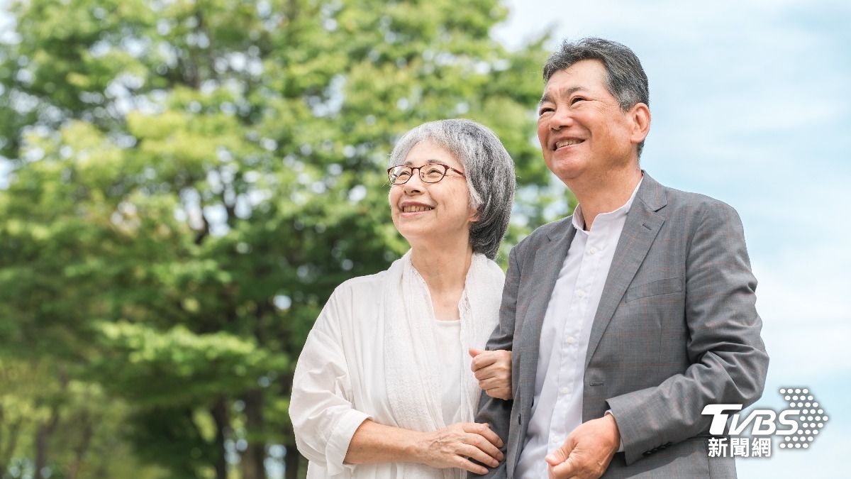 日夫妻「擁逾5百萬+每月5.5萬退休金」　移居鄉下半年後悔了