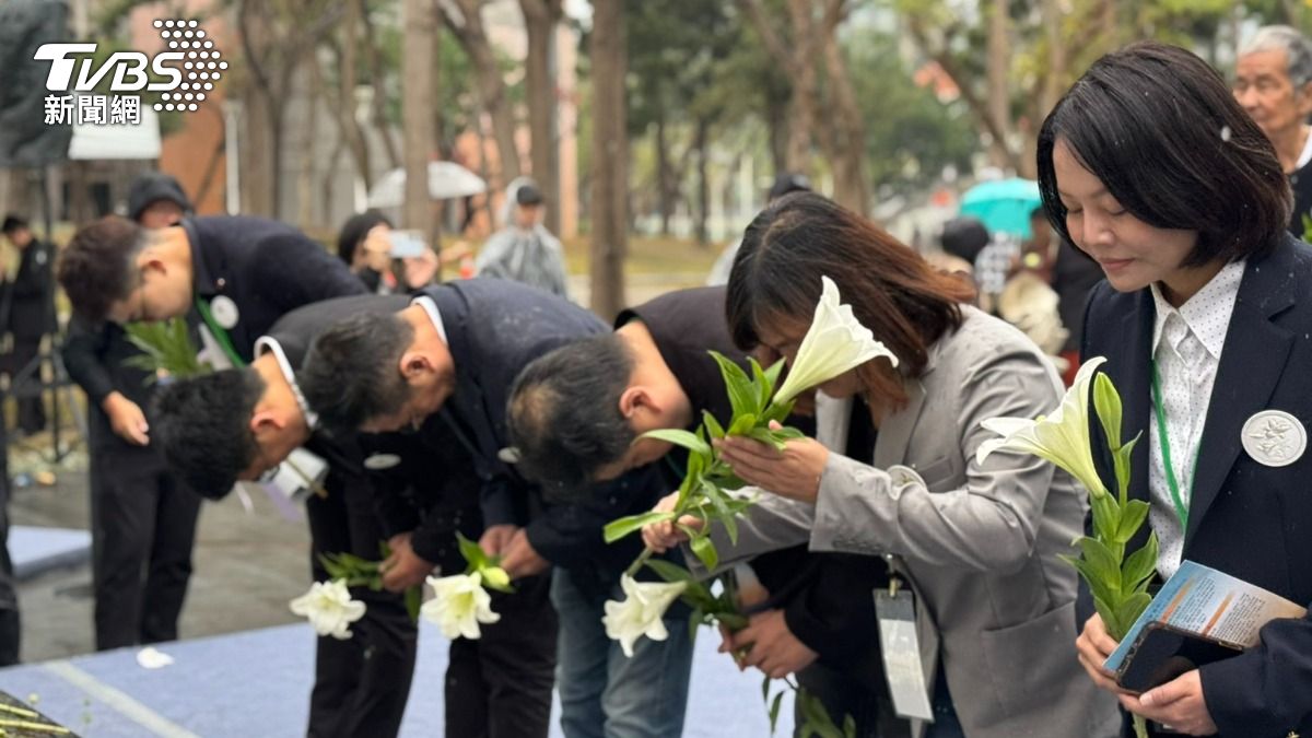 高雄市立歷史博物館舉行中樞紀念儀式。（圖／林雅婷攝）
