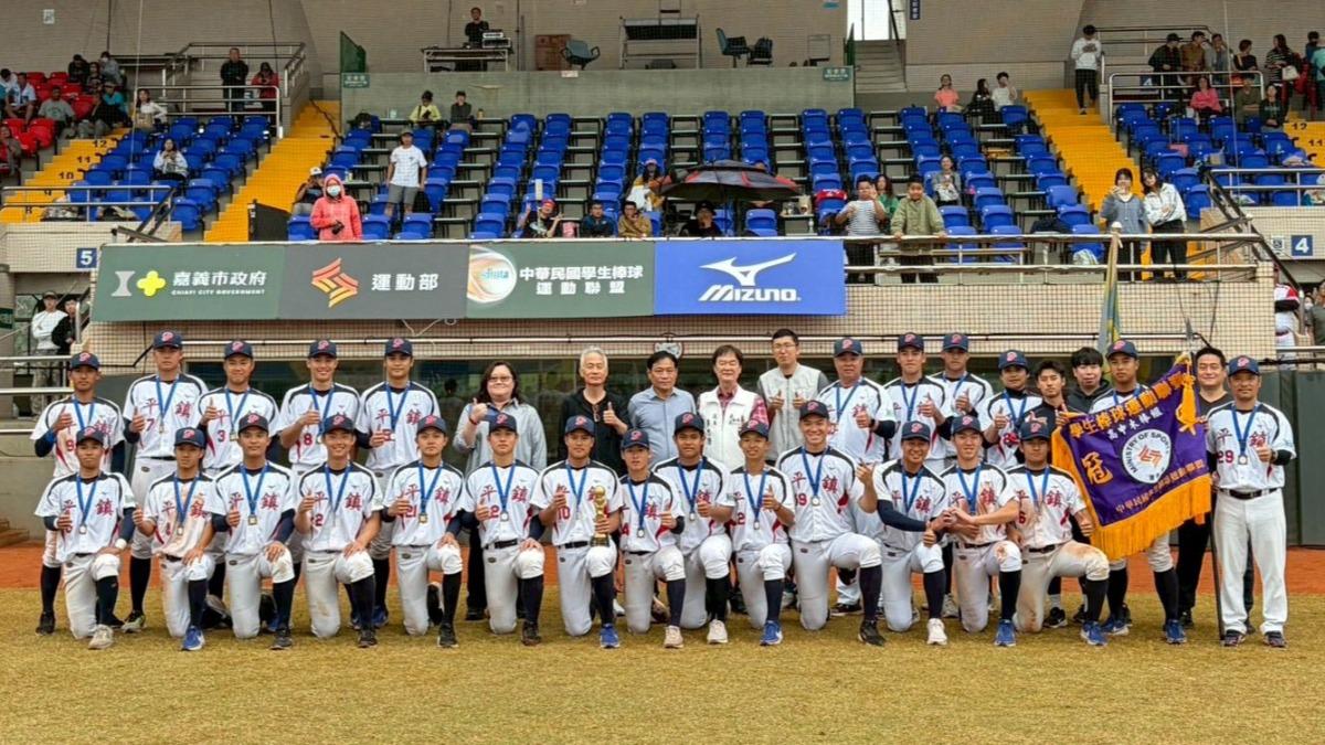 平鎮2連霸!劉任右11K奪木棒聯賽MVP 勇奪隊史第7冠