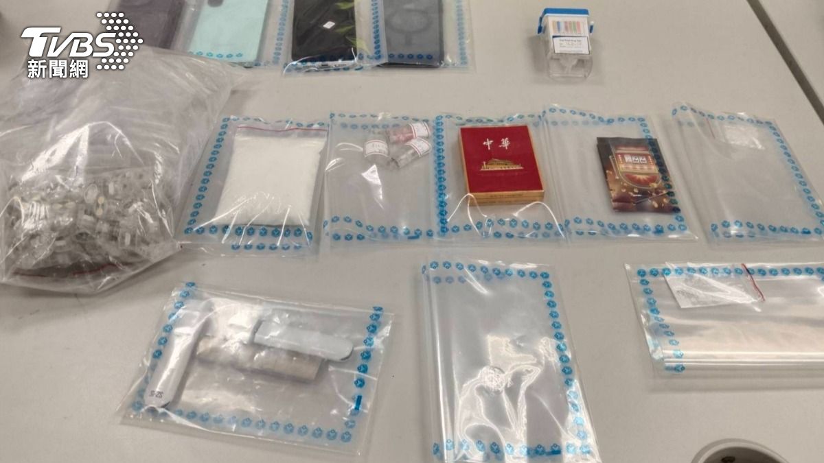 警方查扣大量毒品。(圖/TVBS)