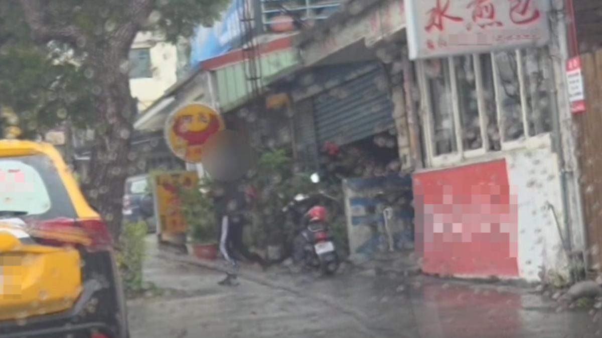 有民眾控訴花蓮調查局的員工趁上班時間偷跑出去買早餐。(圖/TVBS)