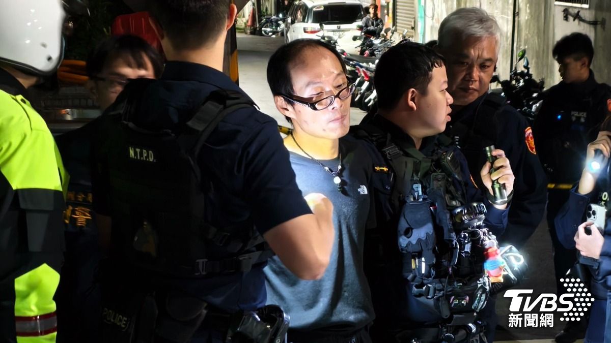 林嫌唾液快篩呈陽性反應,涉嫌毒駕及持有毒品。(圖/陳冠宇攝)