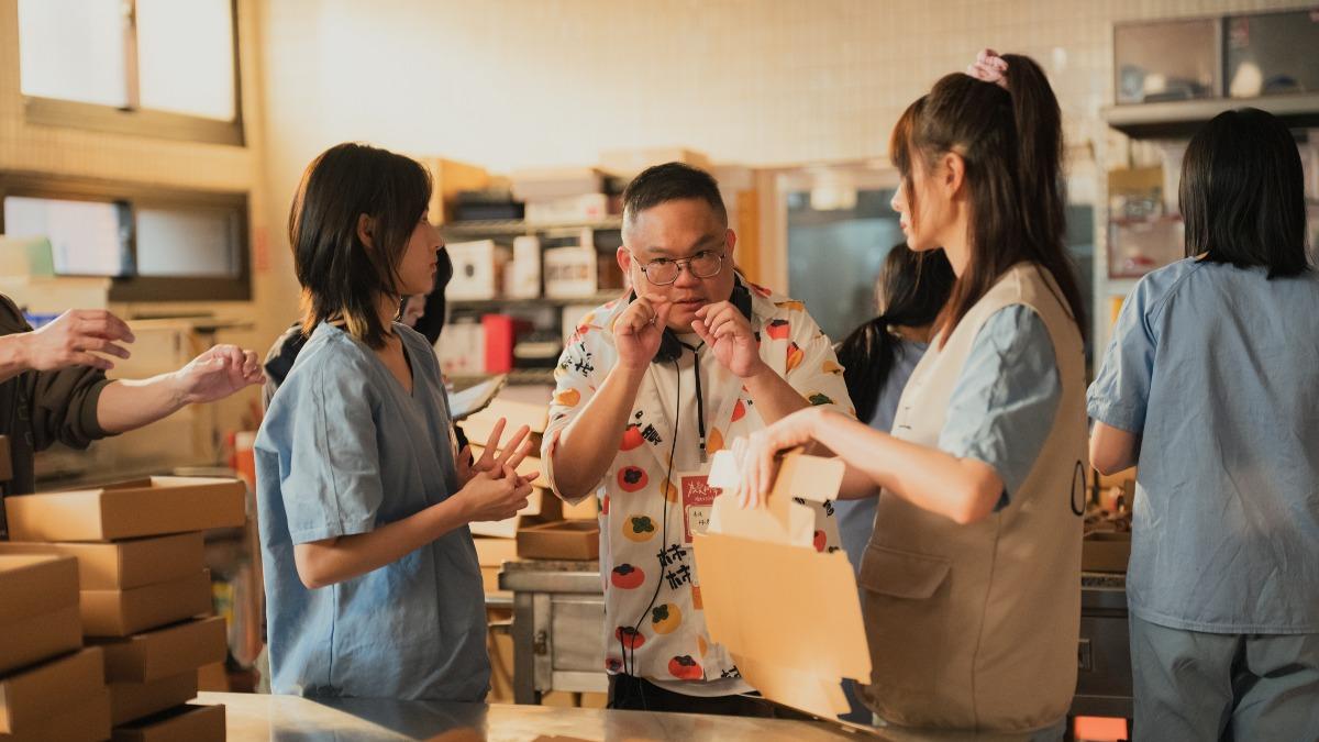 《陽光女子合唱團》大賣7億!導演、監製傳為錢反目 林孝謙回應了