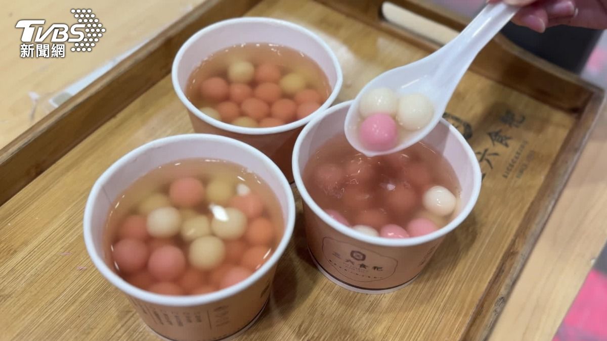 元宵節傳統習俗要吃元宵、吃湯圓。(圖/TVBS)