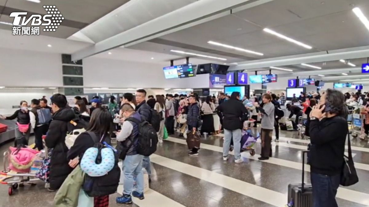 中東戰火波及杜拜機場,台旅客滯歐。繞道倫敦返國。(圖/TVBS)