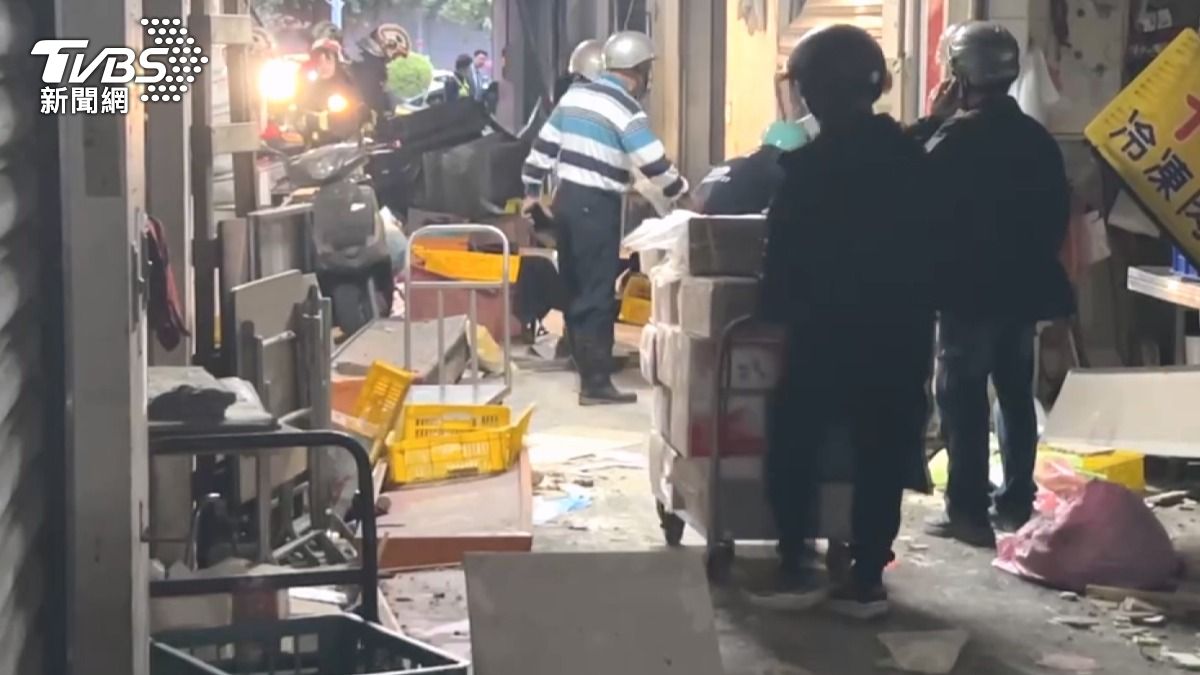 台中建國市場氣爆 16攤遭炸毀估需整修2周