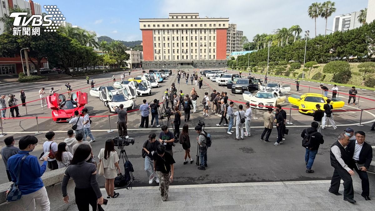 太子集團33輛頂級超跑、豪車在警專拍賣。（資料圖／潘建樺攝）