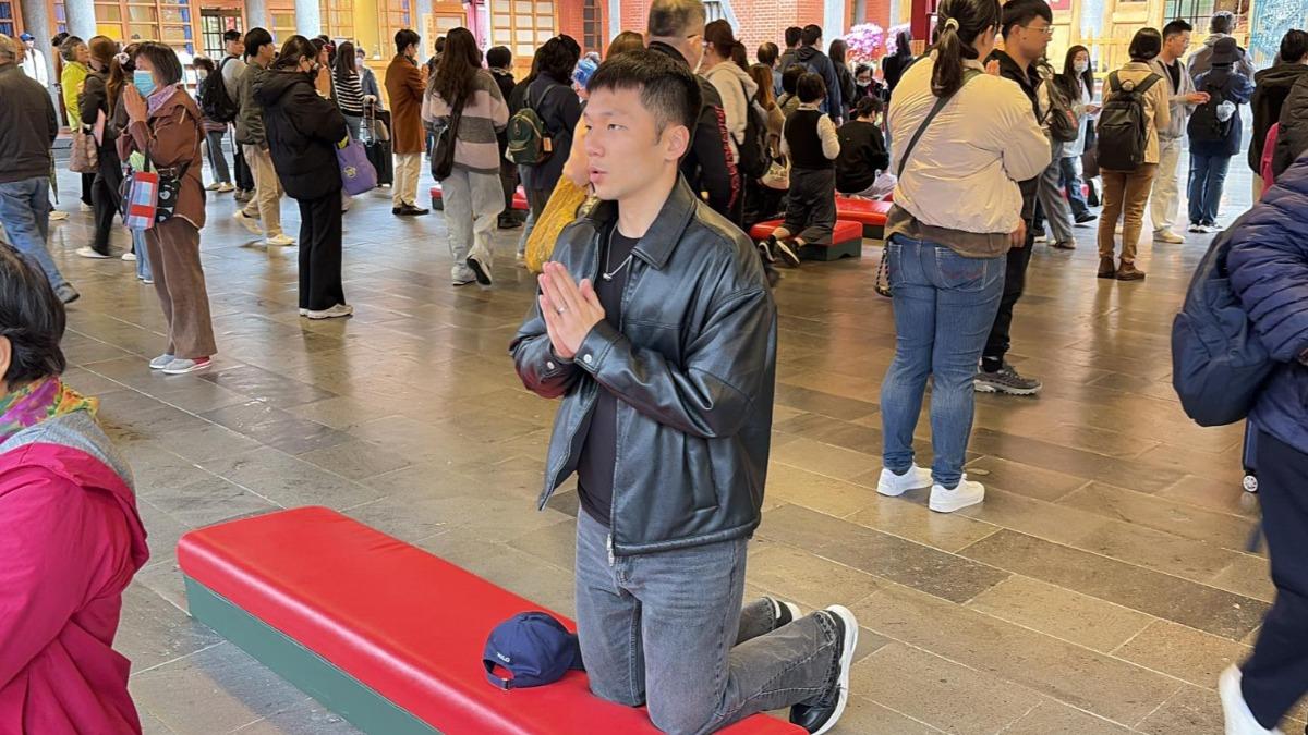 WBC/李洋飛東京前「先衝行天宮」!祈盼中華隊奪佳績