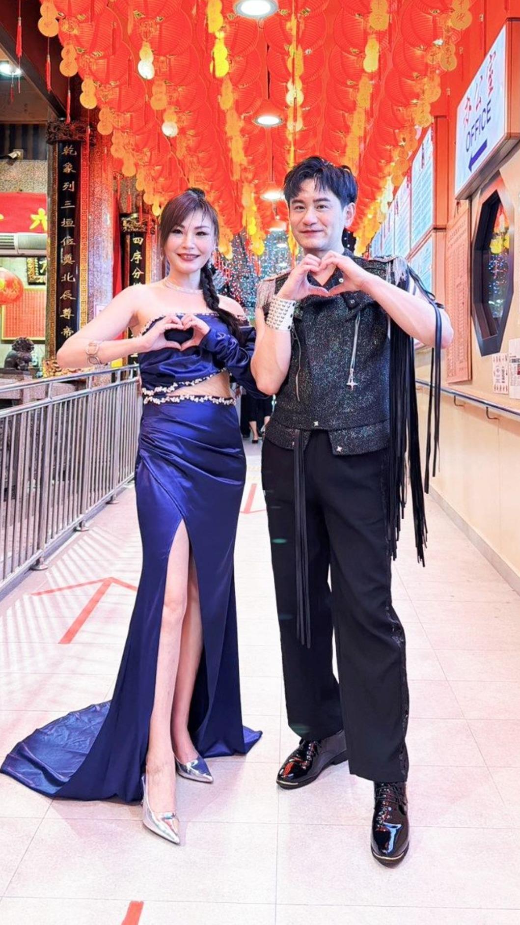 吳俊宏(右)和林琇琪深受新加坡歌迷喜愛。(圖/豪記唱片提供)