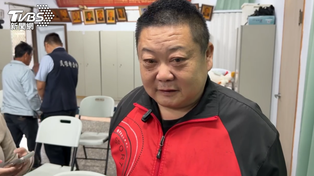 這回劉先生誤食誤食檳榔王,俗稱的「倒吊子」,感謝消防人員救命,在鬼門關前走一遭,真的被嚇到了,決定就此戒掉檳榔。(圖/TVBS)