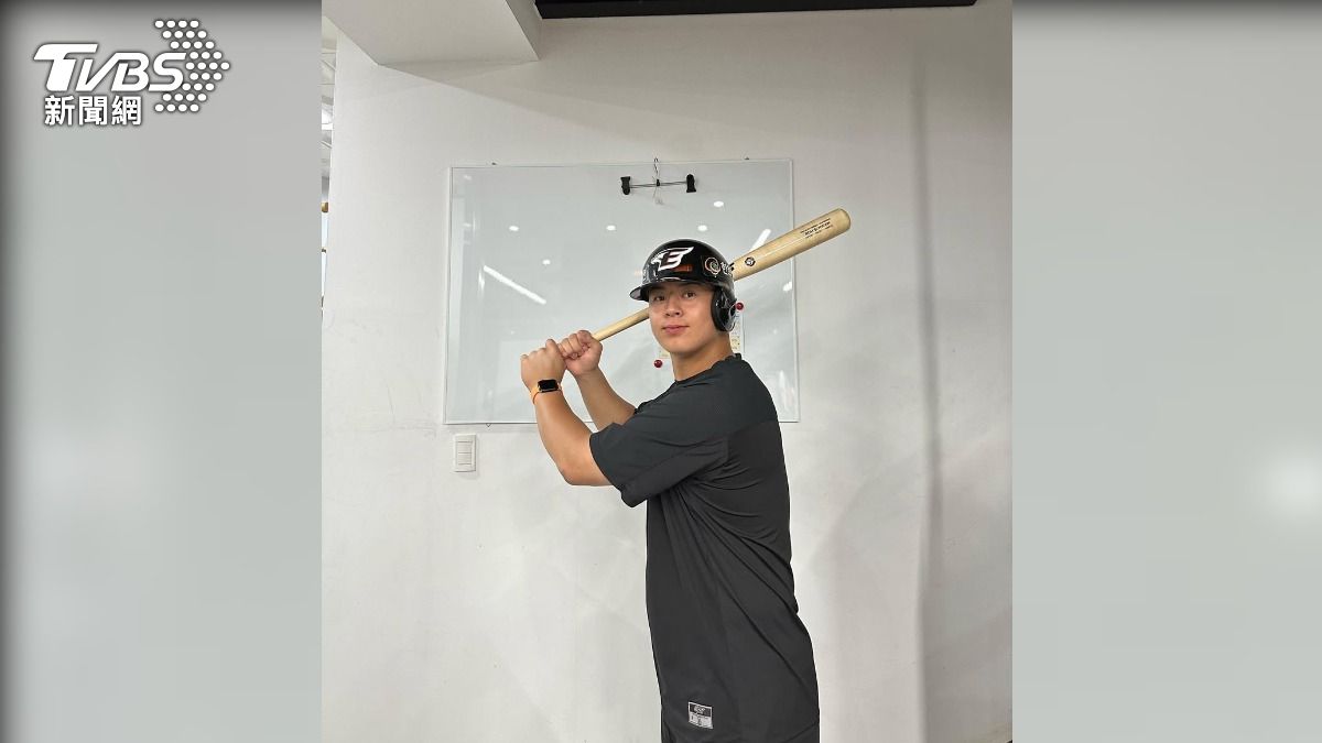 圖為韓華鷹隊球員盧施煥。(圖翻攝自/@hwanisi IG)
