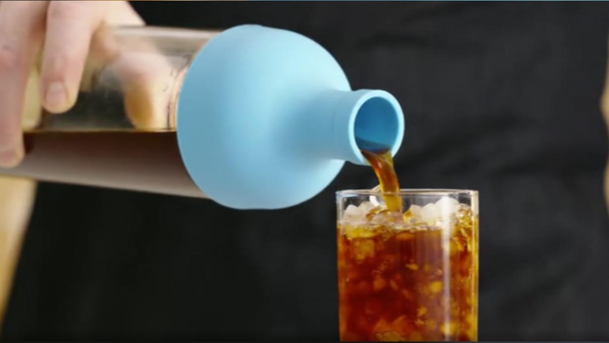 瑞幸大股東出手,傳收購藍瓶咖啡拓高端市場。(圖/Blue Bottle廣告)