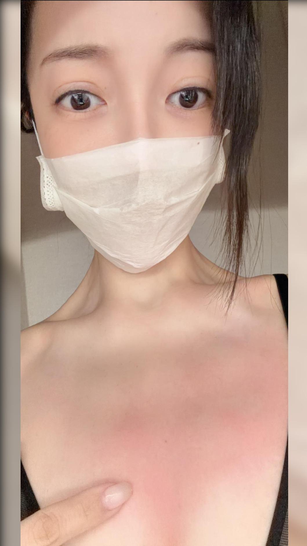 趙心妍進行乳房攝影與超音波檢查。(圖/翻攝自趙心妍臉書)
