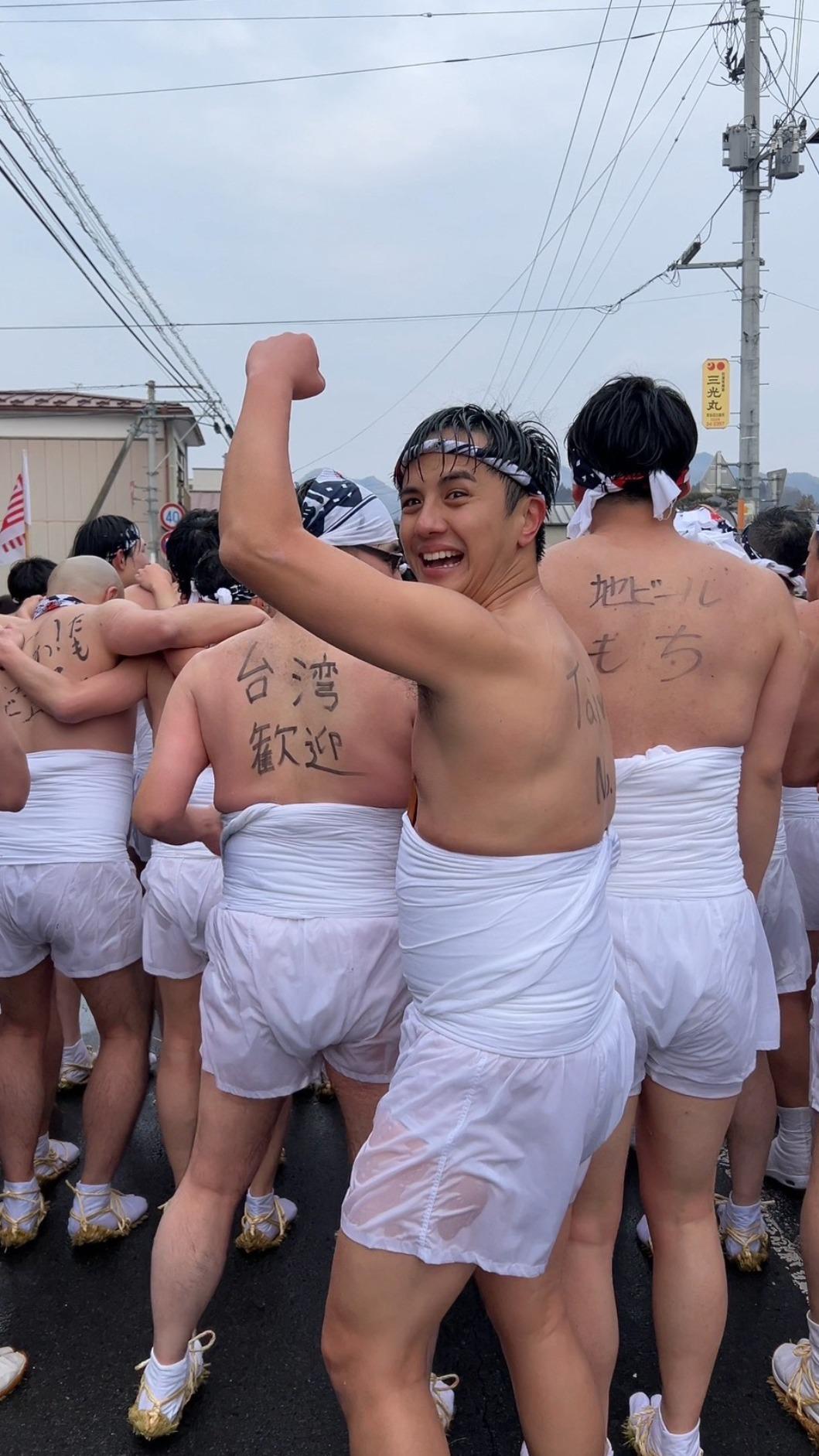 曾子余獻出肉體。（圖／TVBS）
