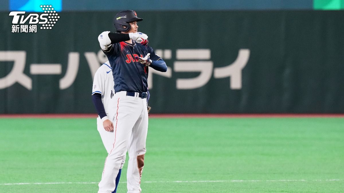 WBC/大谷翔平返國首支安打!「泡茶姿勢」慶祝嗨翻全場