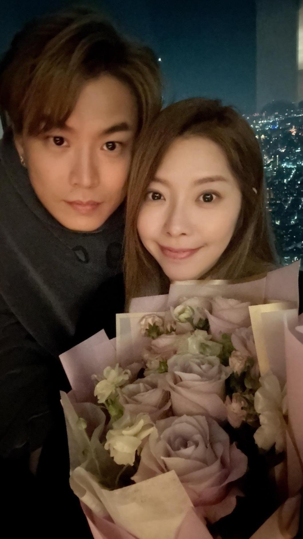 阿弟和老婆Mei婚後育有2女1子。(圖/翻攝自Mei邱馨葦臉書)