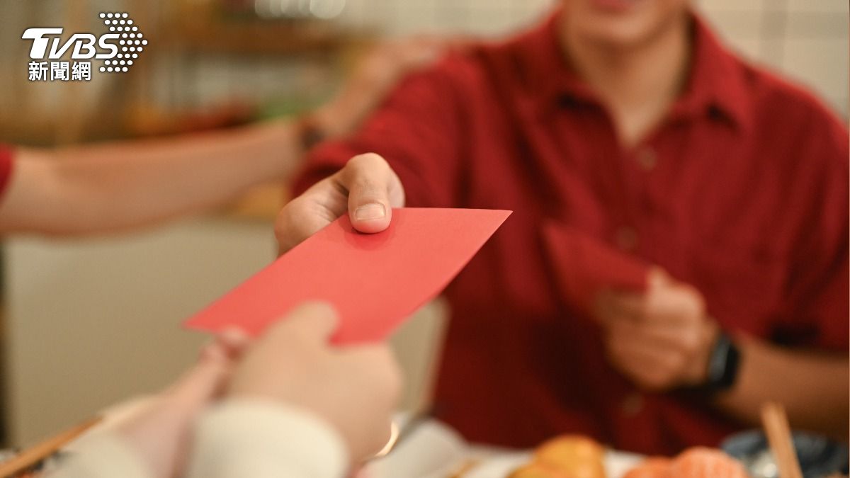 爸爸幫你保管!「兒子紅包錢」全砸二婚 陸10歲童告上法庭贏了