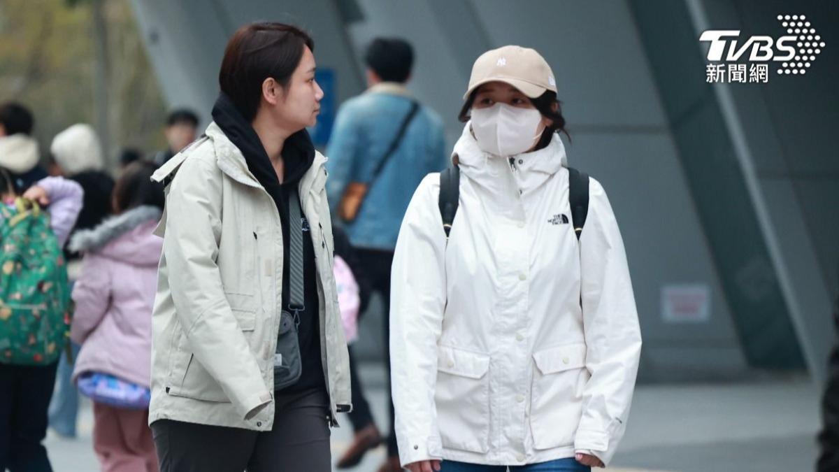 天氣/兩波冷氣團南下!北東低溫下探12度 北宜花大雨