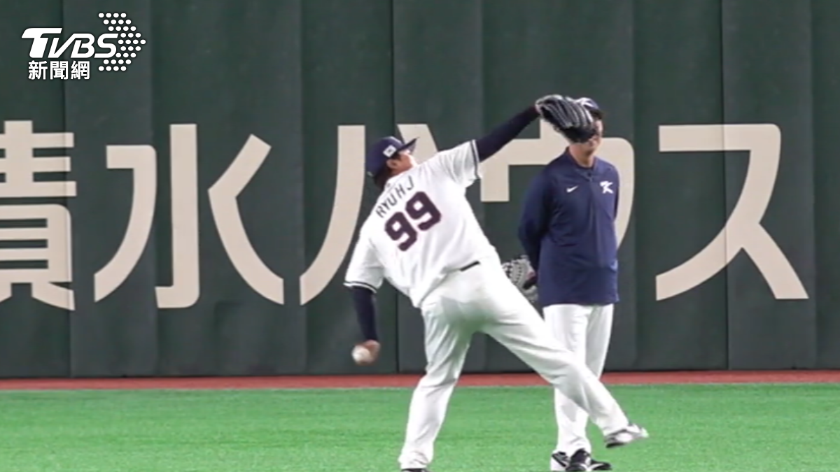 南韓王牌左投柳賢振擔任先發，對上旅日好手古林睿煬。（圖／TVBS）