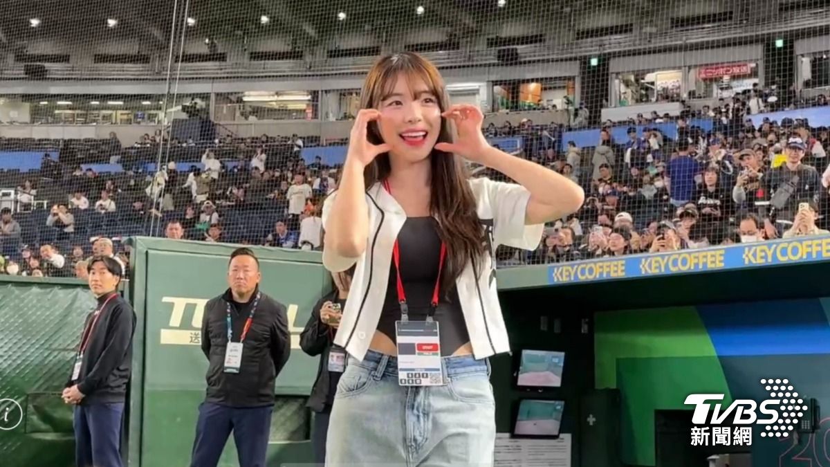 WBC／李多慧台韓大戰幫誰加油？機智甜笑「坐中間」　驚喜現身球場