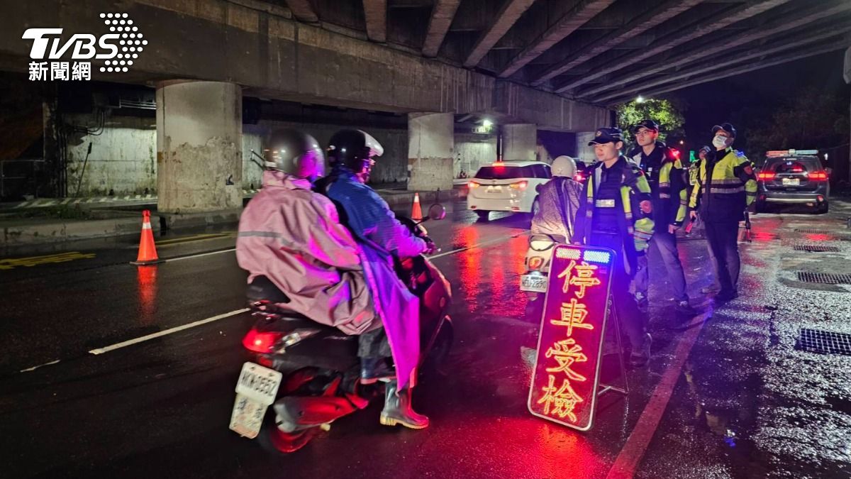 新北市警局自今年1月20日起啟動「酒(毒)駕大執法」專案。(圖/TVBS)