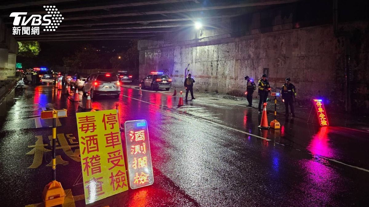 新北市警局自今年1月20日起啟動「酒(毒)駕大執法」專案。(圖/TVBS)