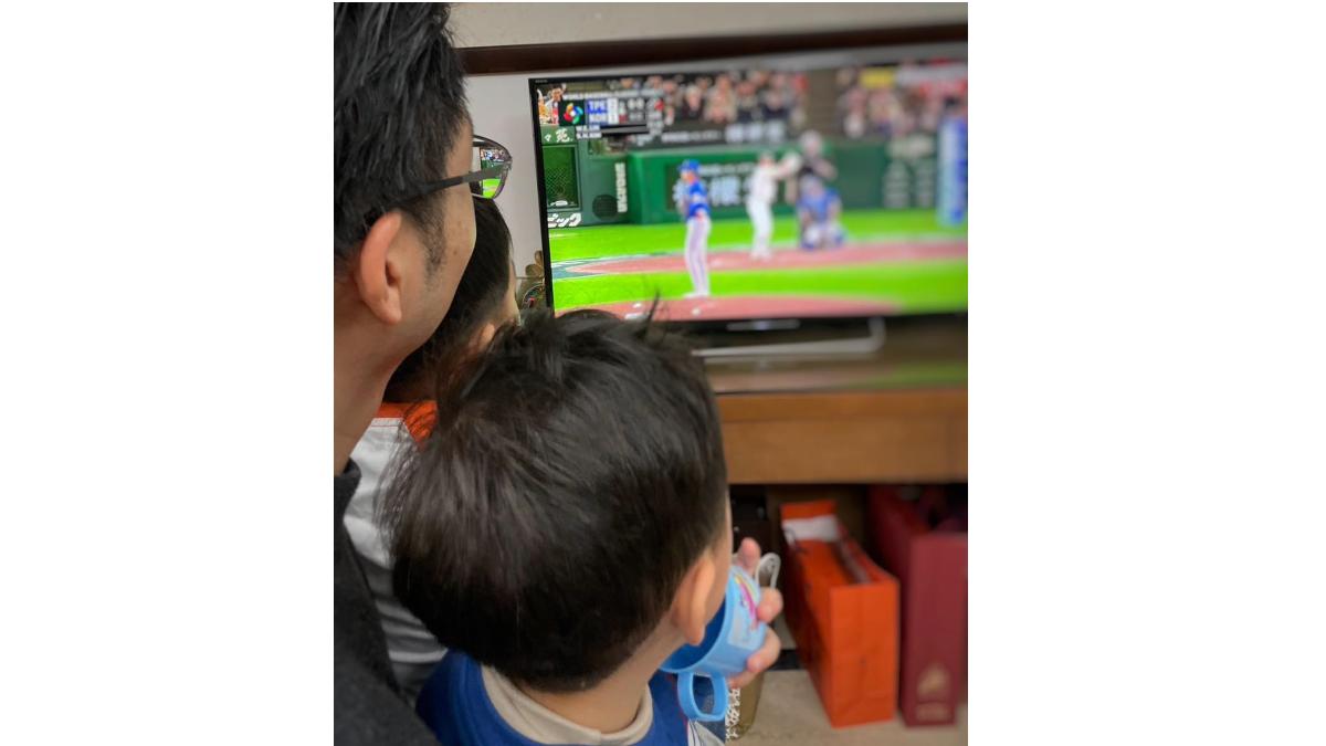 蔣萬安緊盯台韓大戰進度,事後也發文慶祝中華隊勝利。(圖/翻攝蔣萬安臉書)