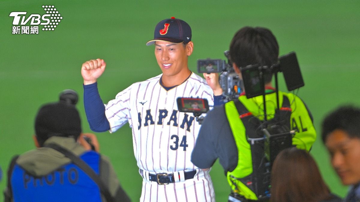 吉田正尚轟出關鍵2分彈,讓局勢瞬間逆轉。(圖/胡瑞麒攝)