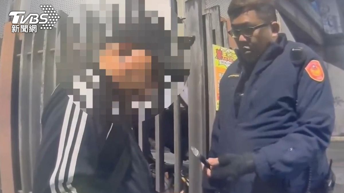 夫妻的友人遭警方搜出喪屍煙彈。(圖/TVBS)