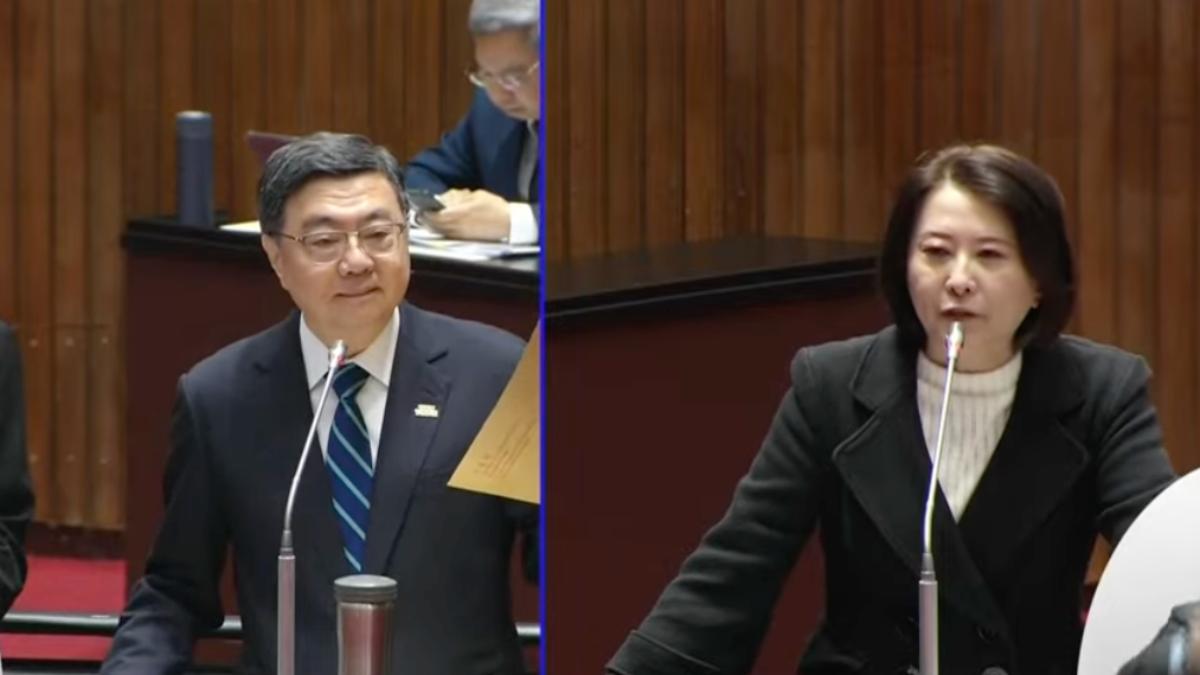 王鴻薇質疑花百萬包機赴日 卓榮泰秀「牛皮紙袋」:單據都在這