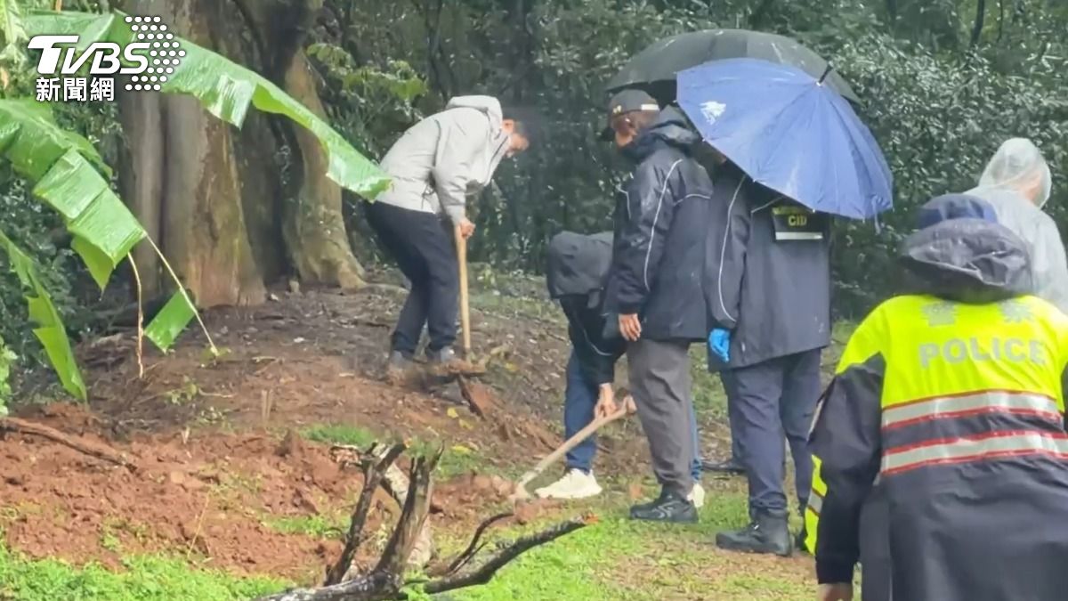 快訊／桃園18歲小媽媽「廁所產子公園埋嬰屍」　檢警搜索中