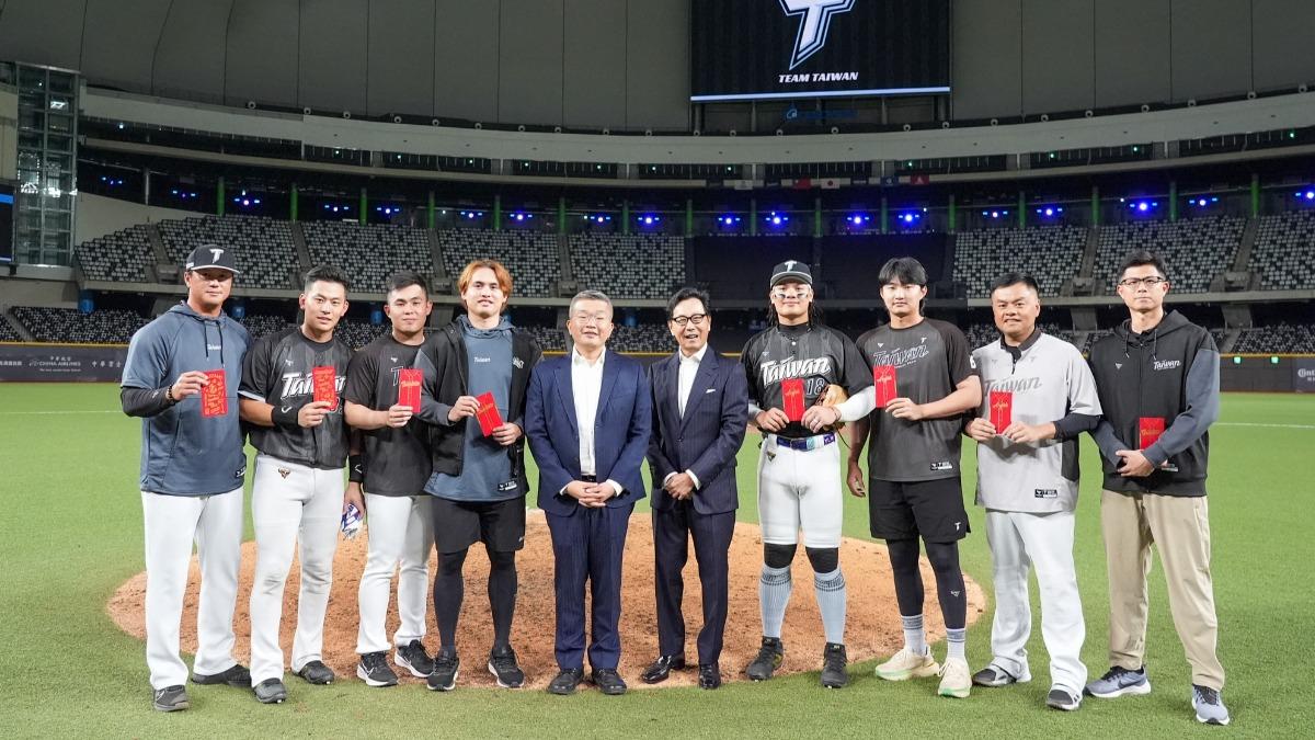 WBC/「宇宙邦」超罩!富邦豪發240萬獎金 8悍將代表領紅包
