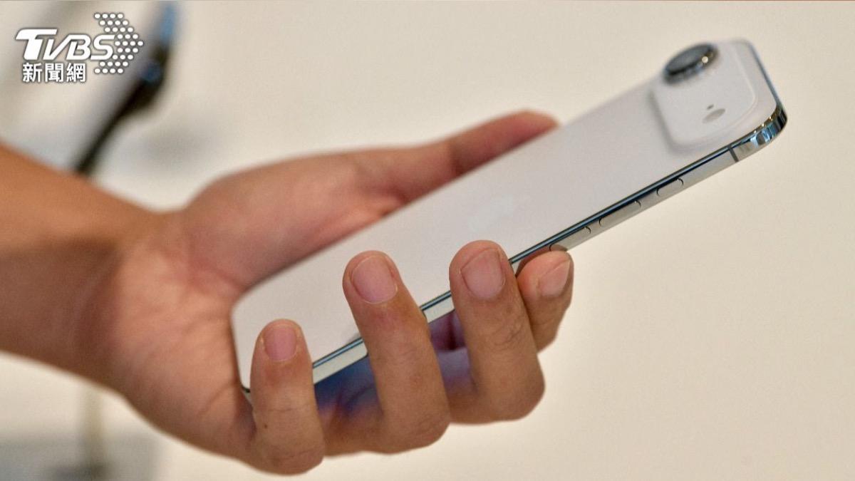 手機市場降價戰!iPhone Air單月狂砍3000、三星這款5000可入手