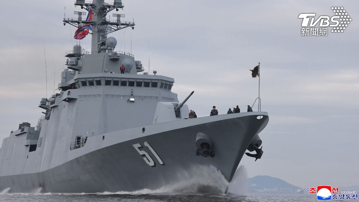 新型驅逐艦「崔賢號」。(圖／達志影像美聯社)