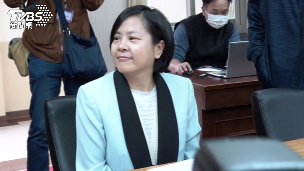 韓國瑜裁示在司法判決前,應尊重李貞秀的立委職權。(圖/TVBS)