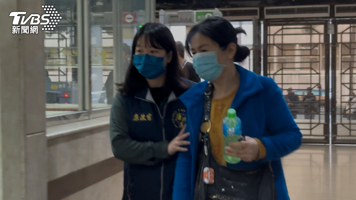 陳姓代賑工的朋友周姓女子。(圖/潘千詩攝)