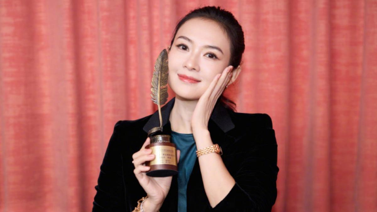 章子怡獲頒最佳電影角色獎。（圖／翻攝自章子怡微博）