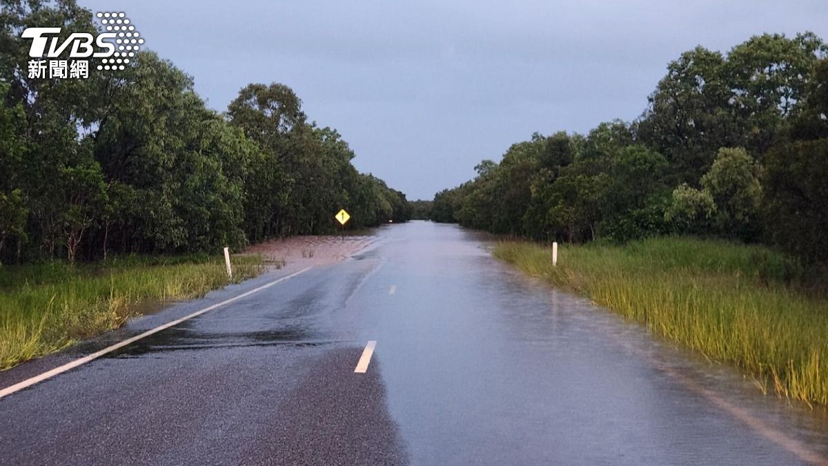 澳洲昆士蘭多地暴雨成災。（圖／昆士蘭消防局X/@QldFireDept）