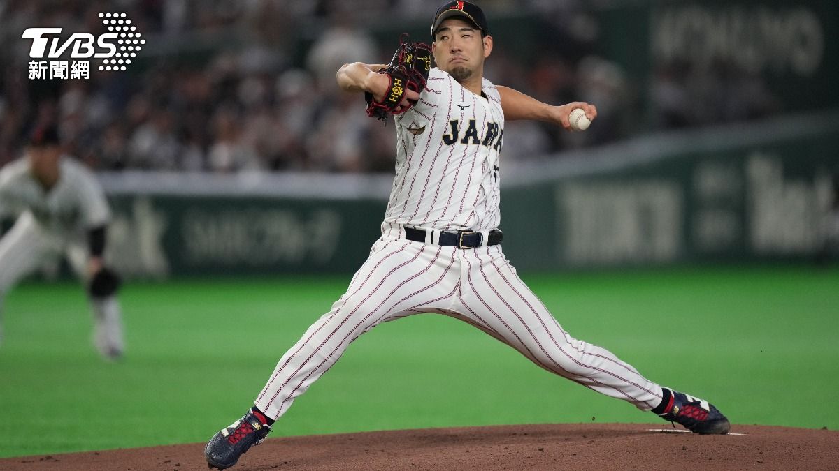 WBC/日本武士飛抵邁阿密! 菊池雄星坐「大明星」旁 自嘲:好緊張