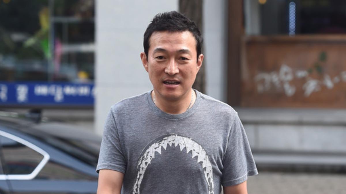 韓國大咖男星二度酒駕!撞車後先找人吃烤肉 警方疑「稀釋酒精」滅證