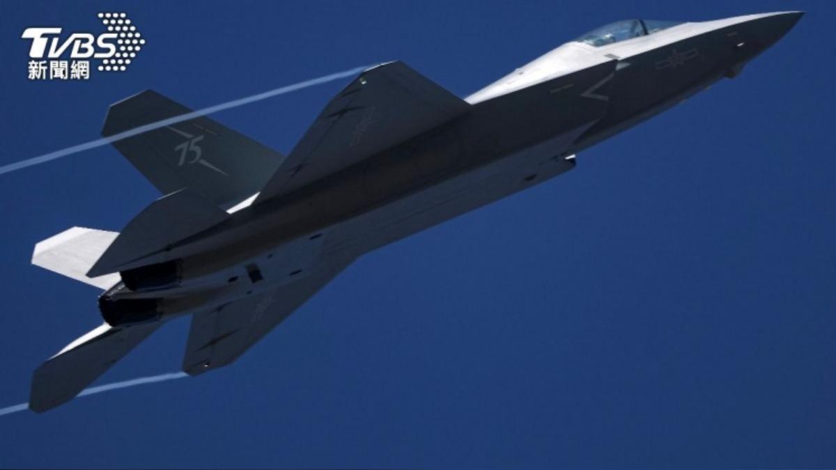 共軍長達13天沒有派機擾臺，也引起美國有線電視新聞網CNN關注。(示意圖／shutterstock達志影像)