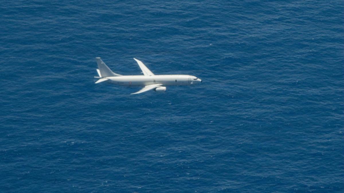 在共機重新現蹤的12日,正好有美國海軍P-8A「海神式」巡邏機通過臺灣海峽。(圖/翻攝DVIDS)