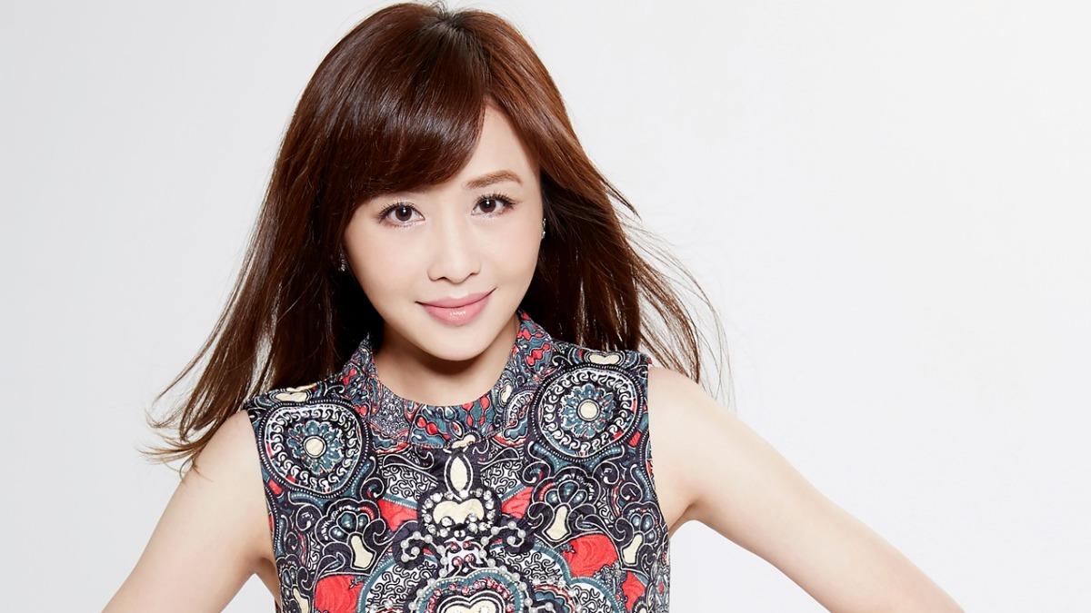 吳淑敏首度參加《2026真愛秀．藍寶石大歌廳》演出。（圖／高雄流行音樂中心提供）