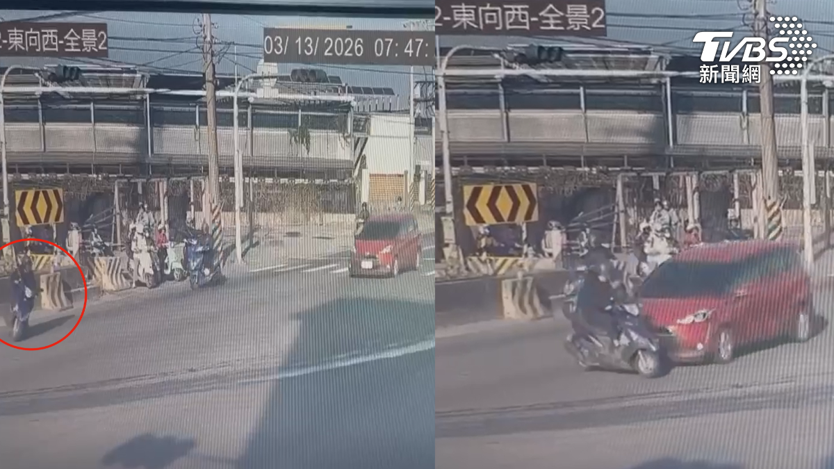 燈號變換,車輛陸續減速停止,這時一名黑衣騎士過了路口,馬上要左轉前進,卻被一輛紅色小客車撞個正著(圖/TVBS)