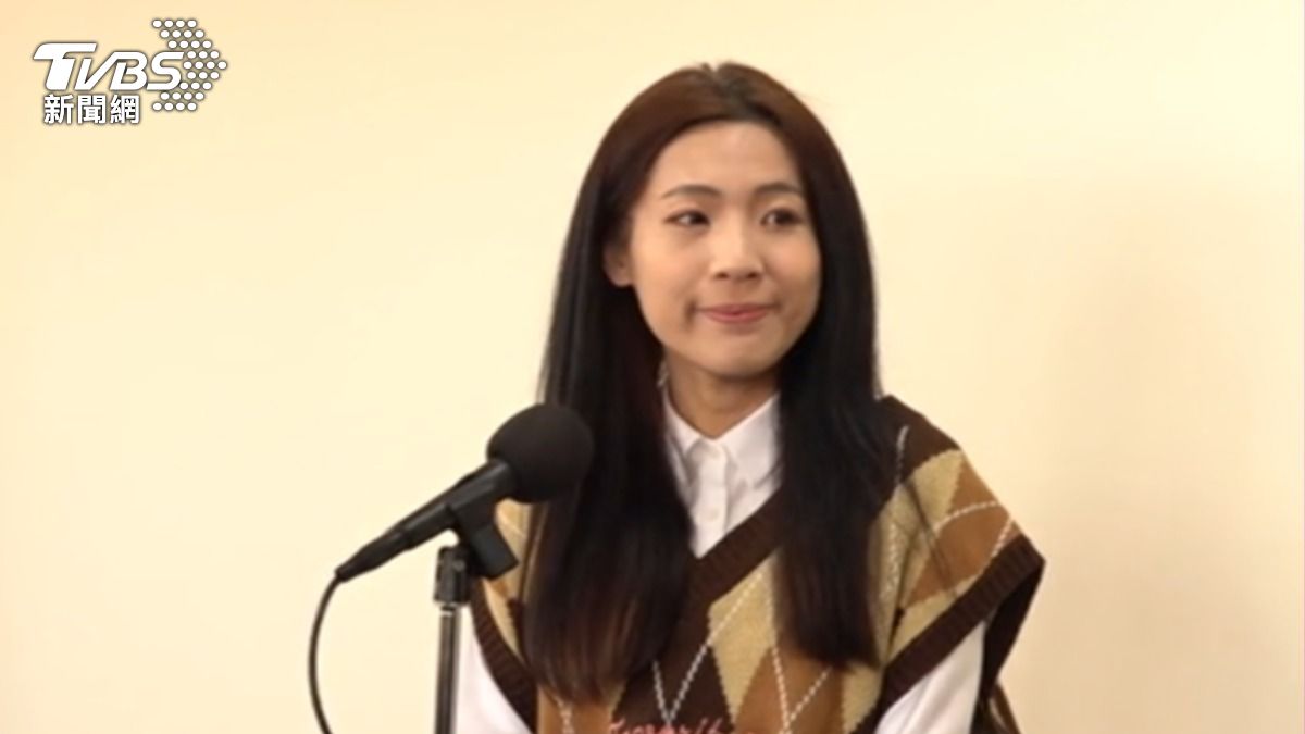 徐巧芯翻出過去言論，指控蕭敬嚴九年來不斷攻擊自家人。（圖／TVBS）